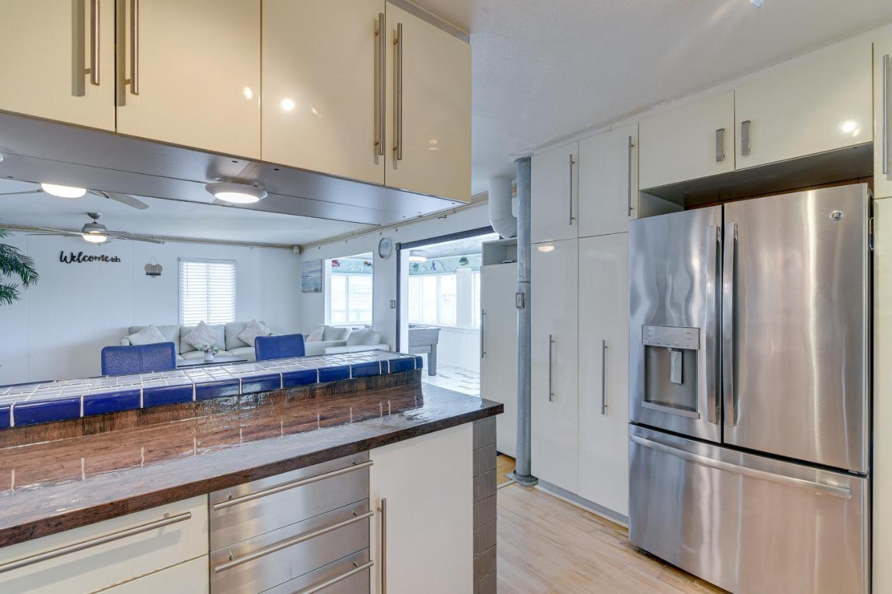 Waterfront Galveston Bay Retreat - 4 Mi To Beach! מראה חיצוני תמונה